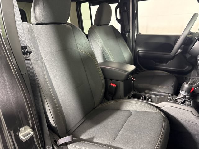 Used 2024 Jeep Wrangler Unlimited Sport AWD/4WD image 14