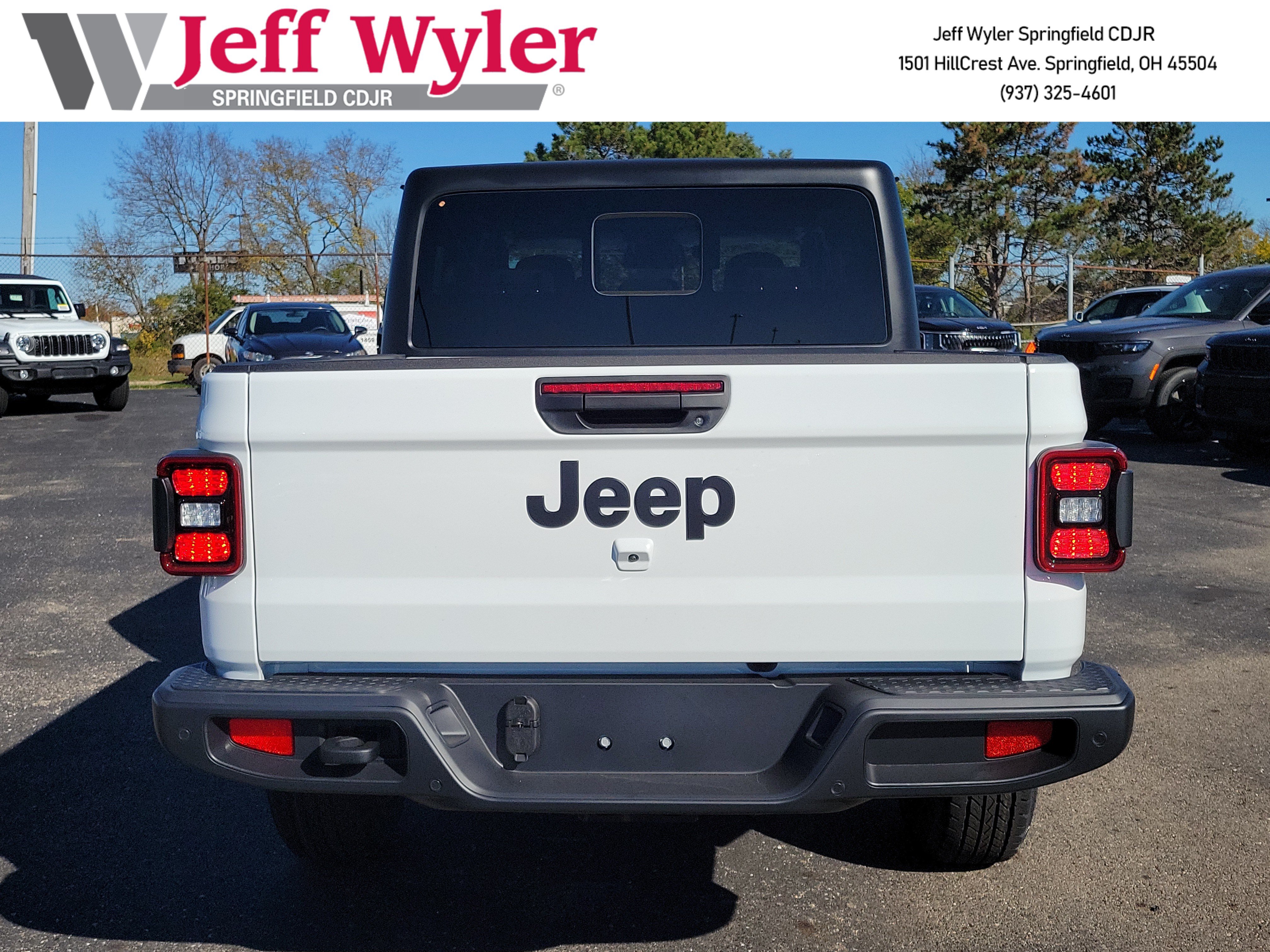 New 2026 Jeep Gladiator Sport AWD/4WD image 4