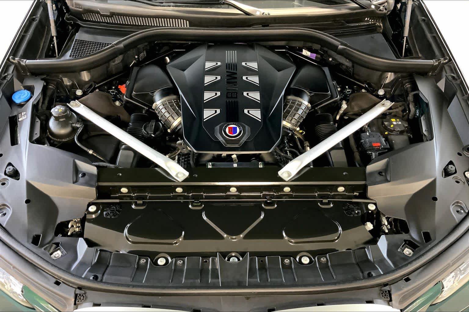 Used 2025 BMW ALPINA XB7 AWD/4WD image 30