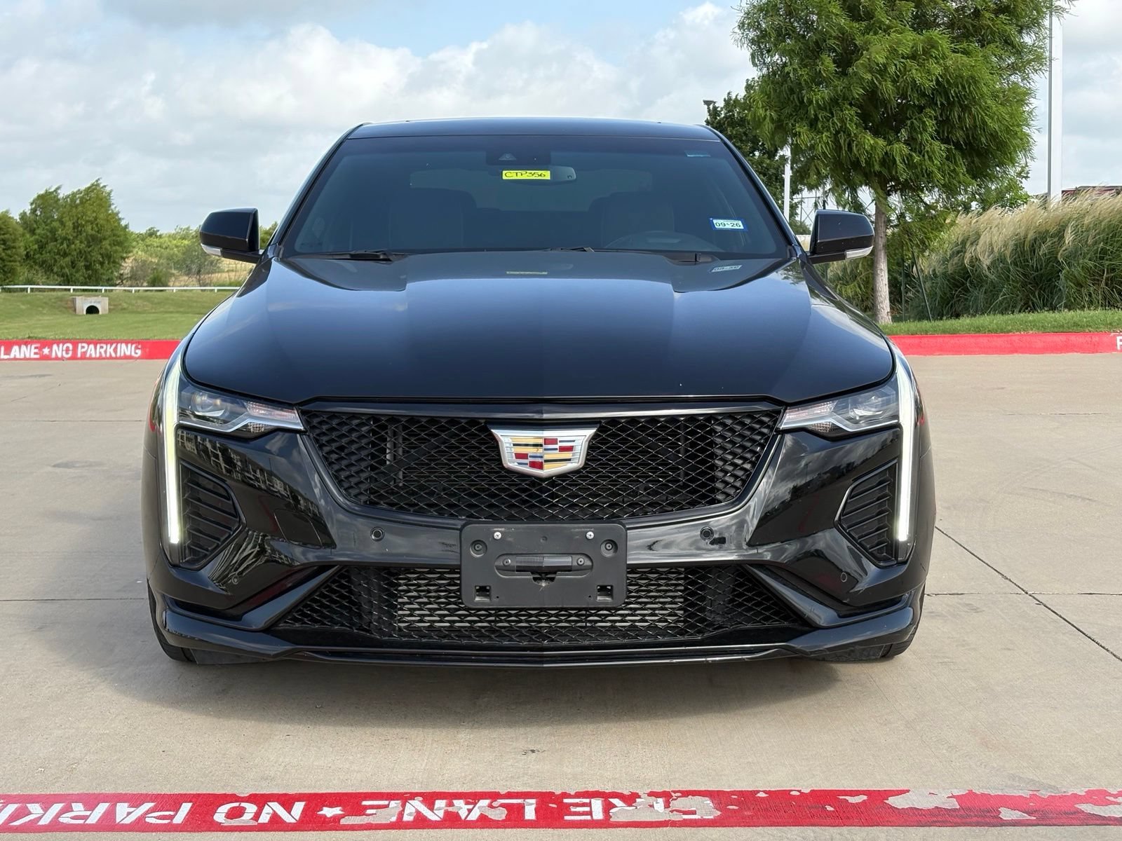 Used 2022 Cadillac CT4 V w/ Navigation Package RWD image 2
