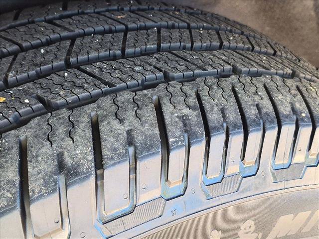 Used 2020 Ford Expedition Max XLT w/ Equipment Group 202A AWD/4WD image 8