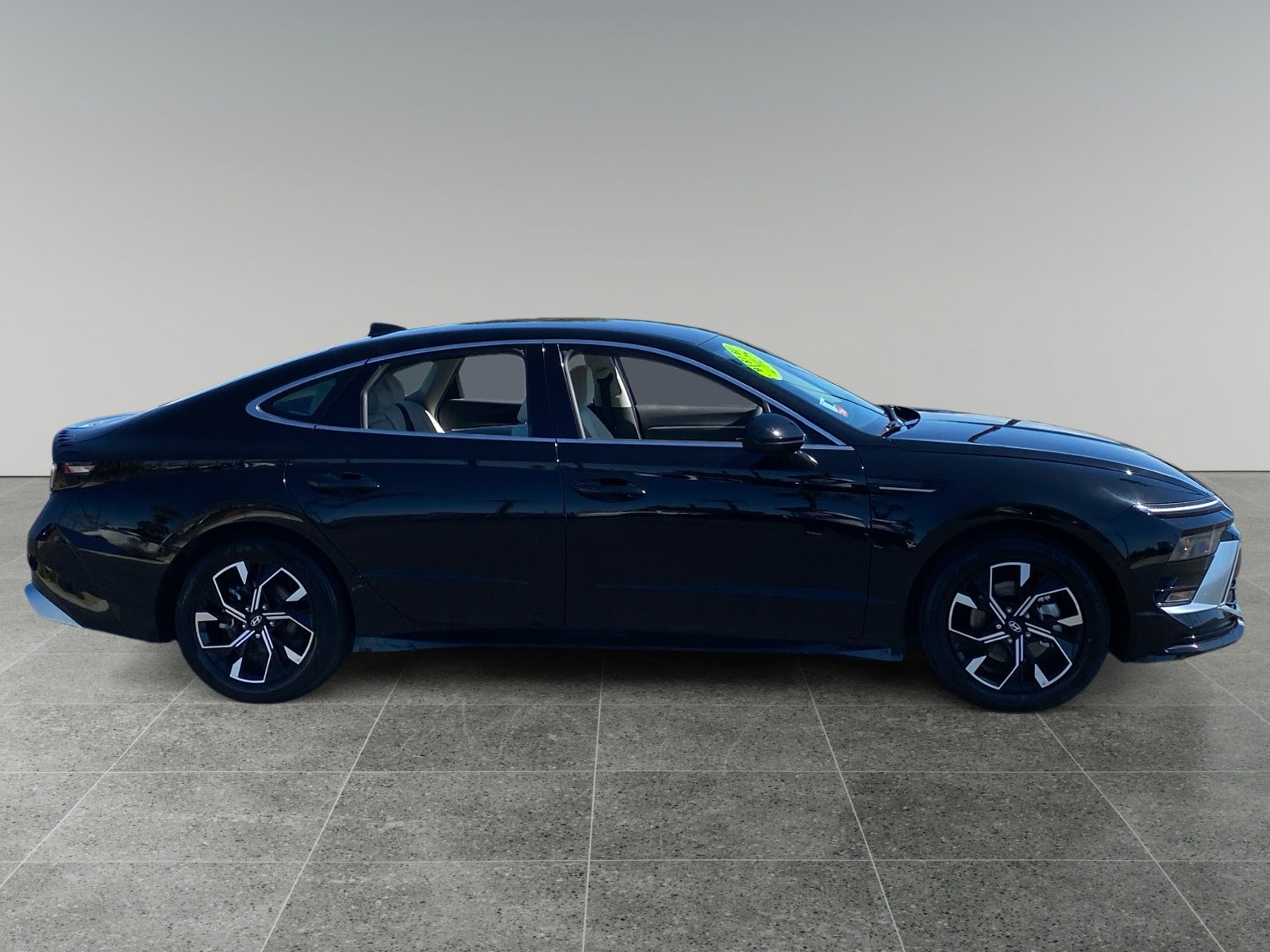 Used 2025 Hyundai Sonata SEL FWD image 6