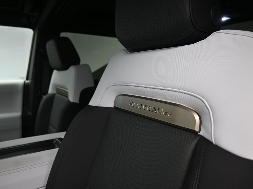 New 2025 GMC Hummer EV 2X image 17