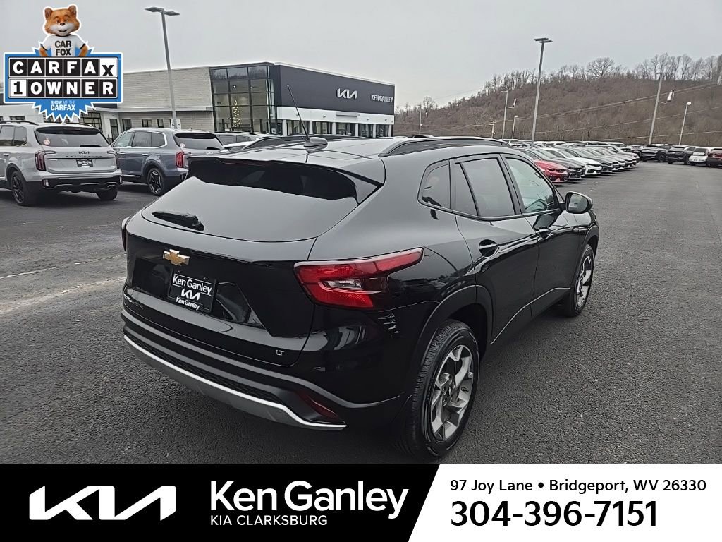 Used 2024 Chevrolet Trax LT image 7