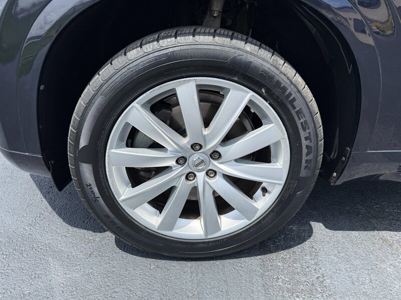 Used 2017 Volvo XC90 T6 Momentum w/ Vision Package AWD/4WD image 26