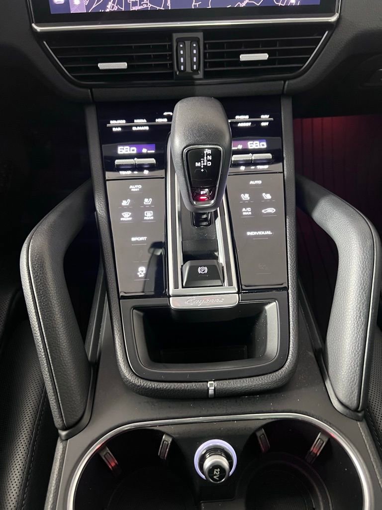 Certified 2023 Porsche Cayenne image 33