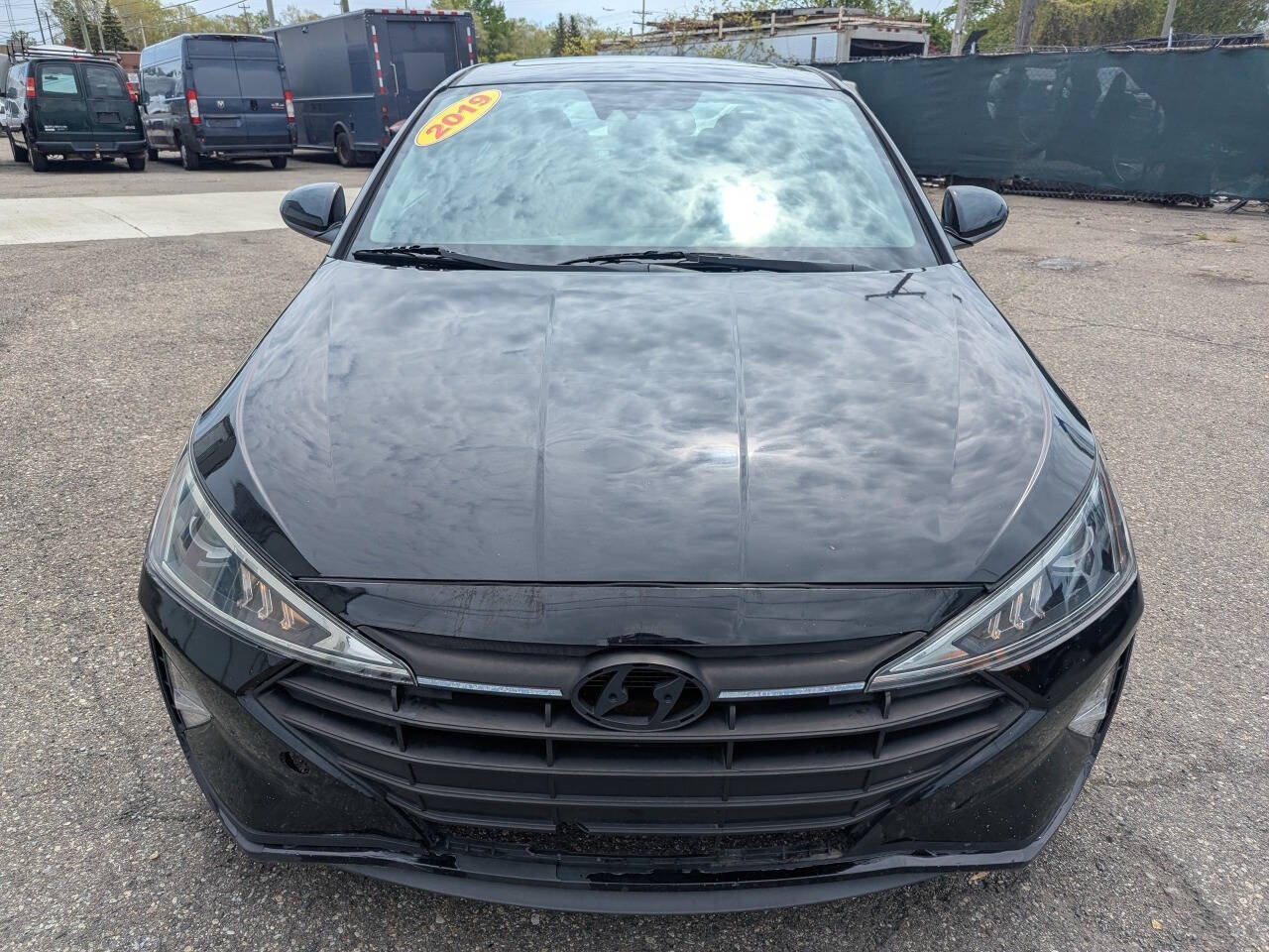 Used 2019 Hyundai Elantra Value Edition w/ Cargo Package FWD image 2
