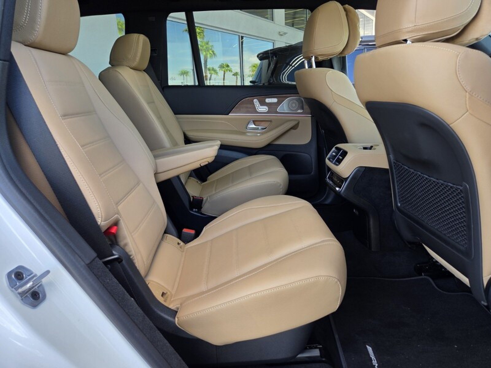 New 2026 Mercedes-Benz GLS 580 4MATIC image 17