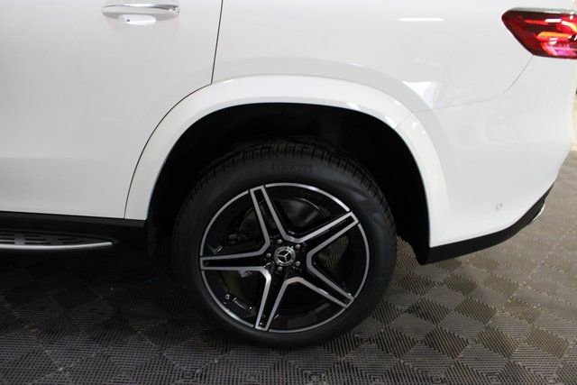 New 2026 Mercedes-Benz GLS 450 4MATIC image 10