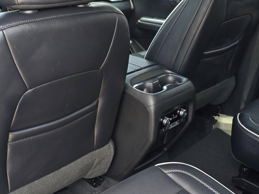 Used 2024 GMC Acadia Denali FWD image 30