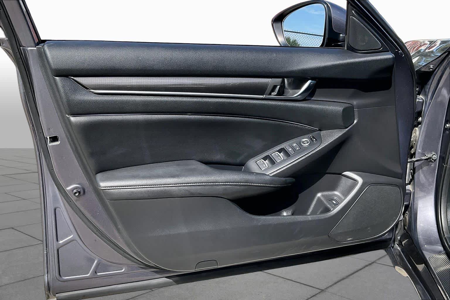 Used 2020 Honda Accord Sport image 21