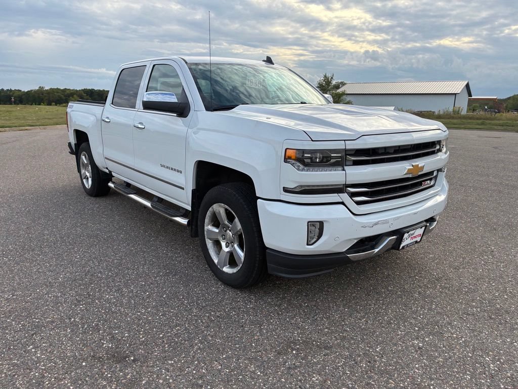Used 2017 Chevrolet Silverado 1500 LTZ Z71 w/ LTZ Plus Package AWD/4WD image 2