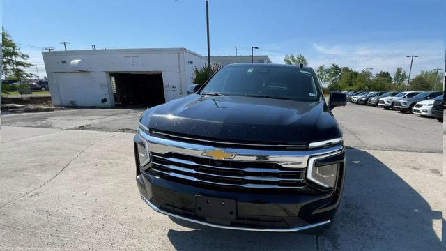 Used 2025 Chevrolet Tahoe LT AWD/4WD image 5