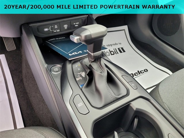 New 2025 Kia K4 LX image 10