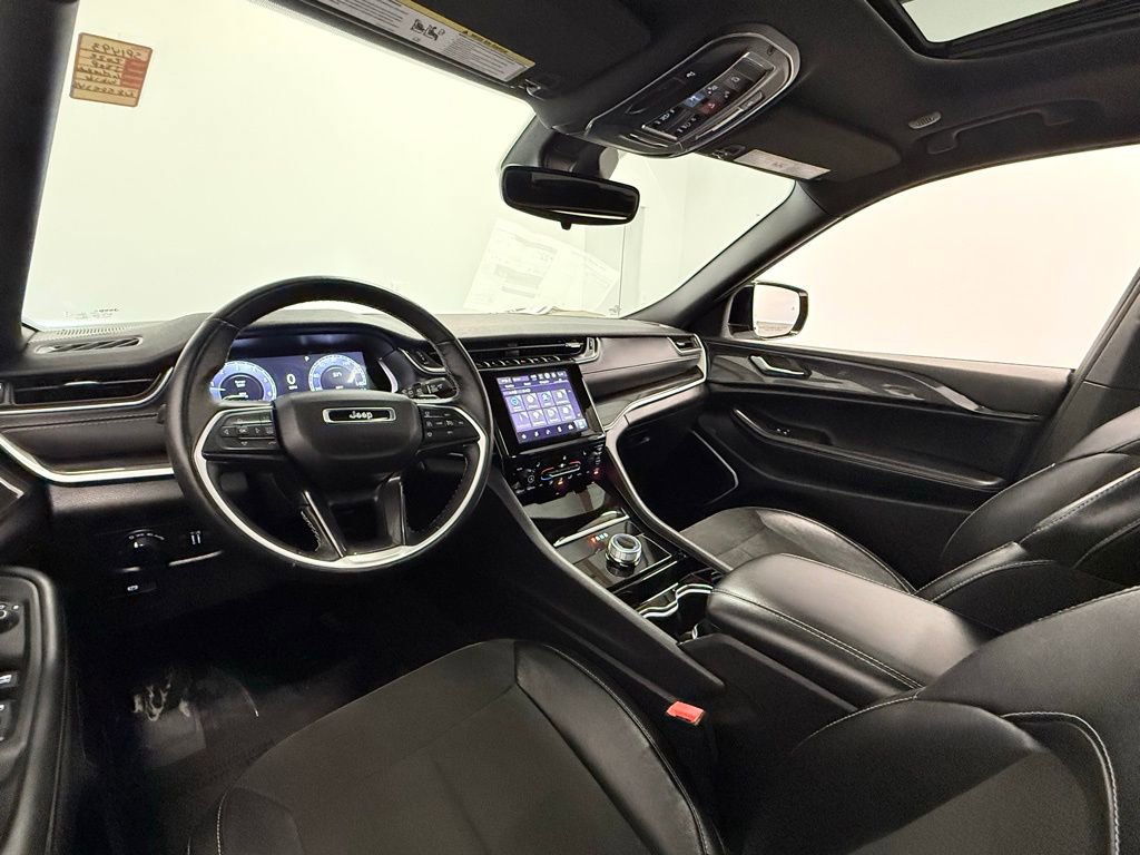 Used 2022 Jeep Grand Cherokee Altitude image 22