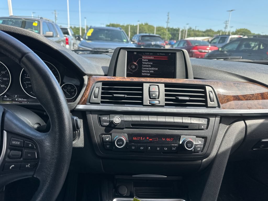 Used 2015 BMW 328i xDrive Sedan AWD/4WD image 13