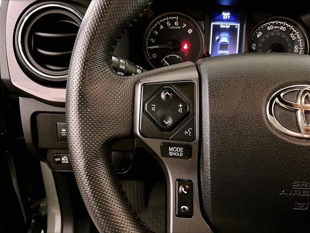 Used 2023 Toyota Tacoma TRD Off-Road w/ Black Out Package (TMS) AWD/4WD image 17