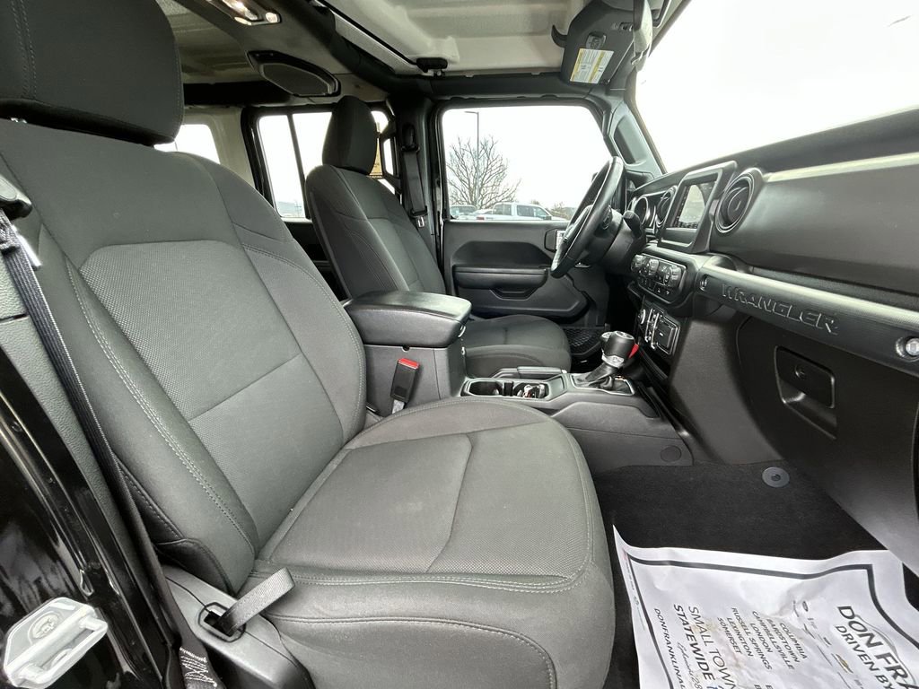 Used 2021 Jeep Wrangler Unlimited Sport image 30