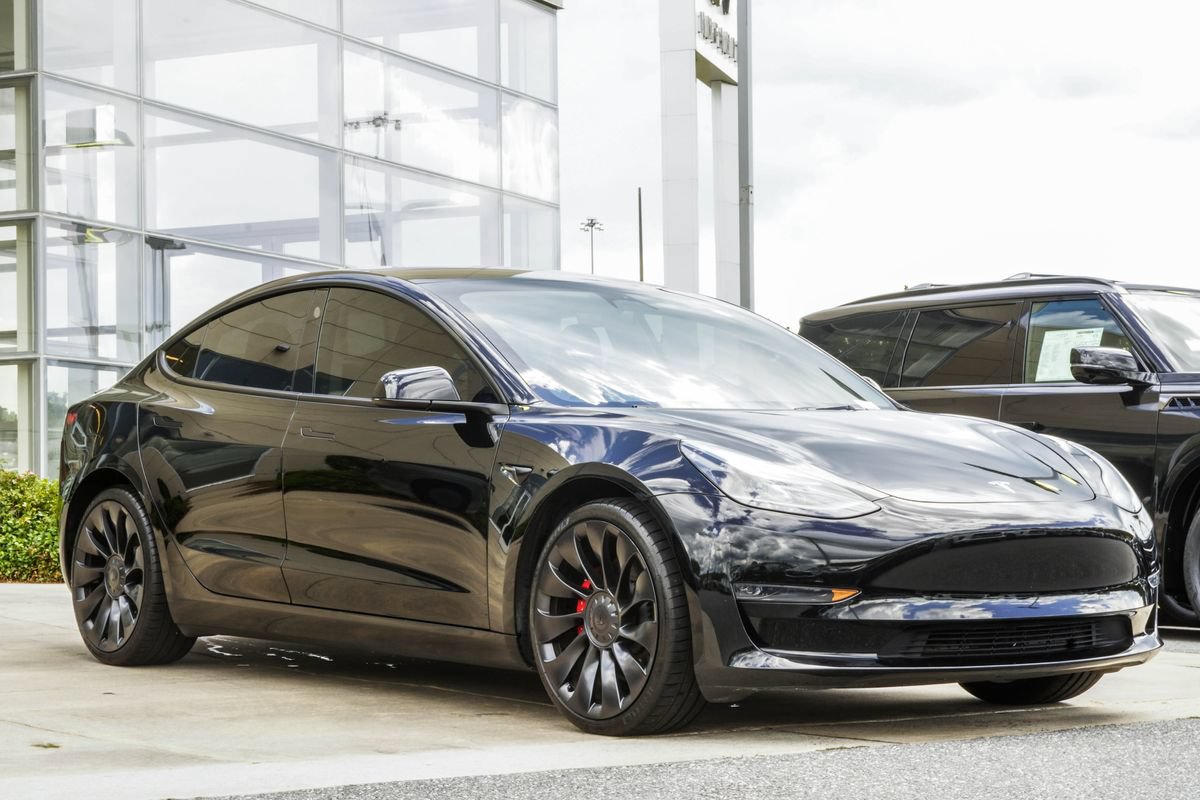 Used 2023 Tesla Model 3 Performance AWD/4WD image 5