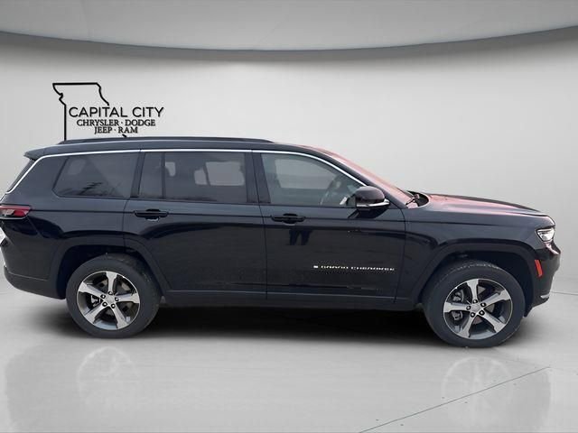New 2025 Jeep Grand Cherokee L Limited w/ Luxury Tech Group II image 13
