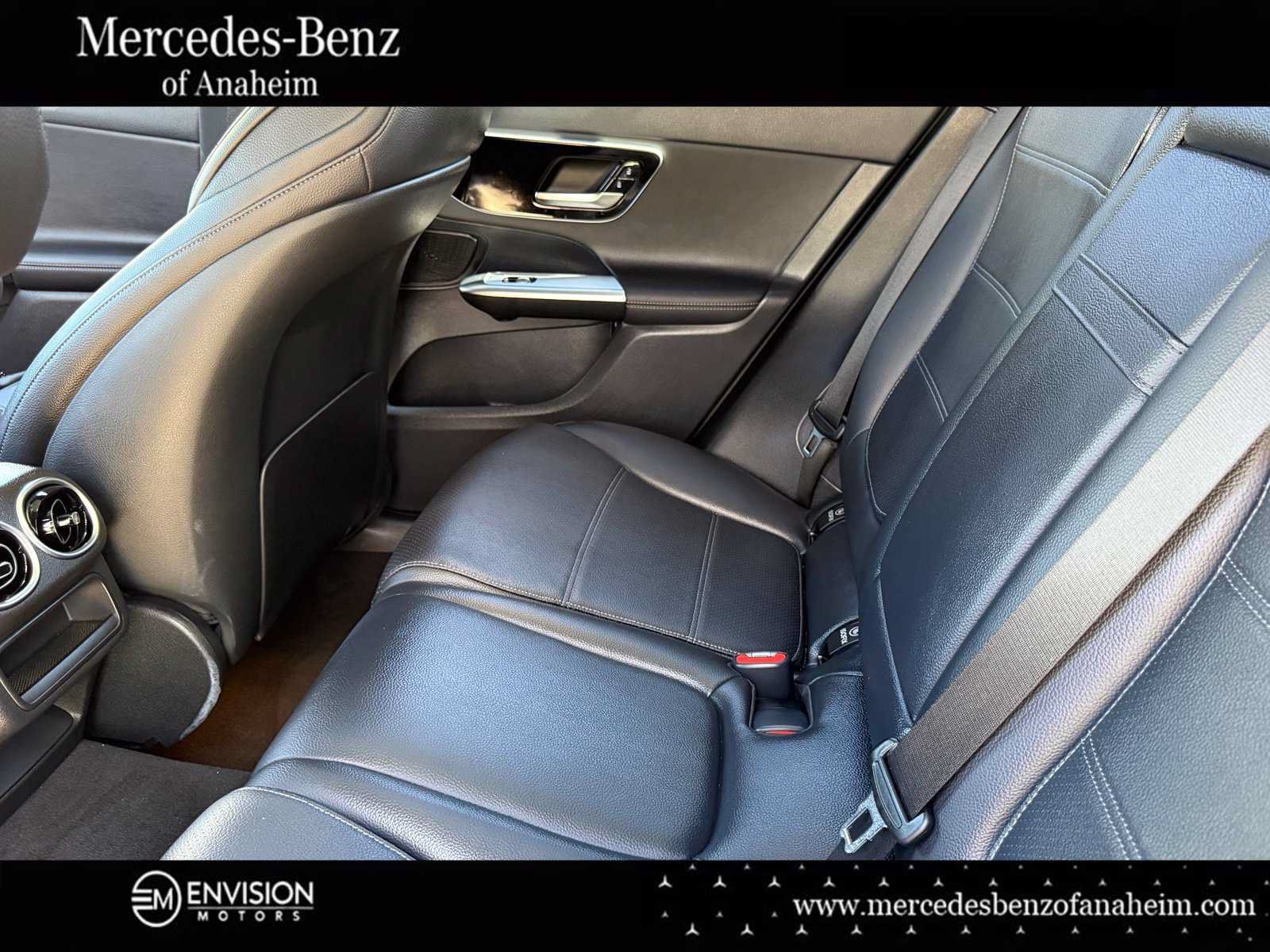 Used 2026 Mercedes-Benz GLC 300 image 43