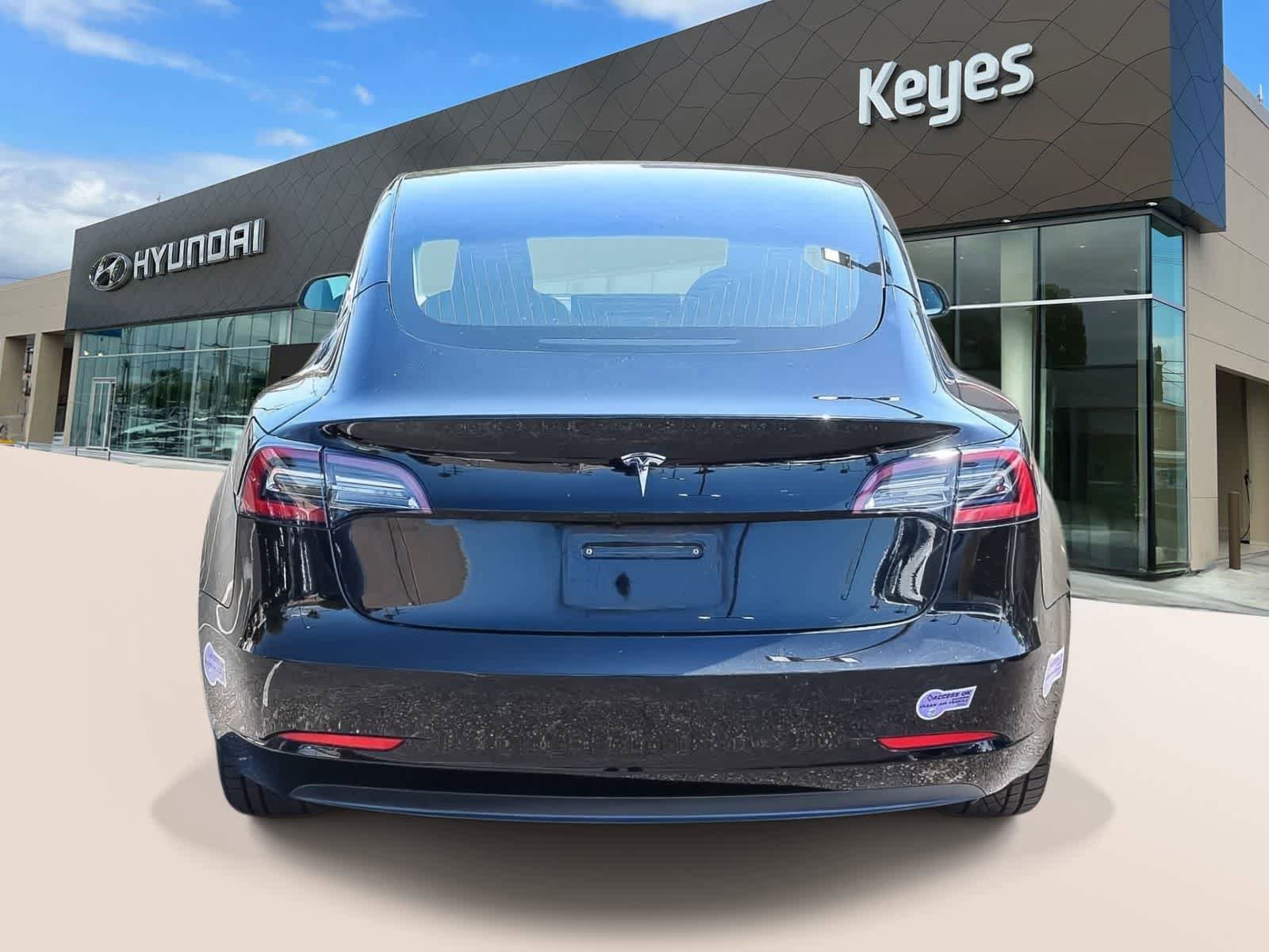 Used 2020 Tesla Model 3 Standard Range Plus RWD image 6