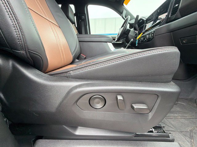 Used 2024 Chevrolet Silverado 2500 High Country AWD/4WD image 33