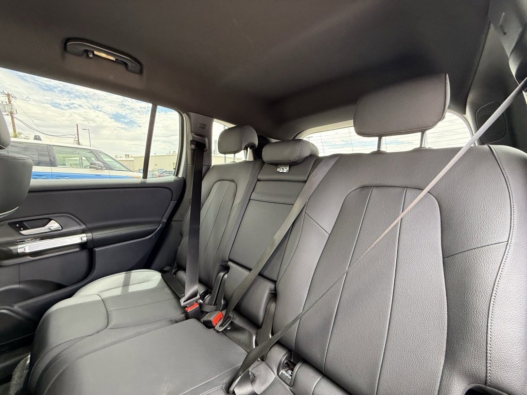 Used 2024 Mercedes-Benz GLB 250 250 image 7