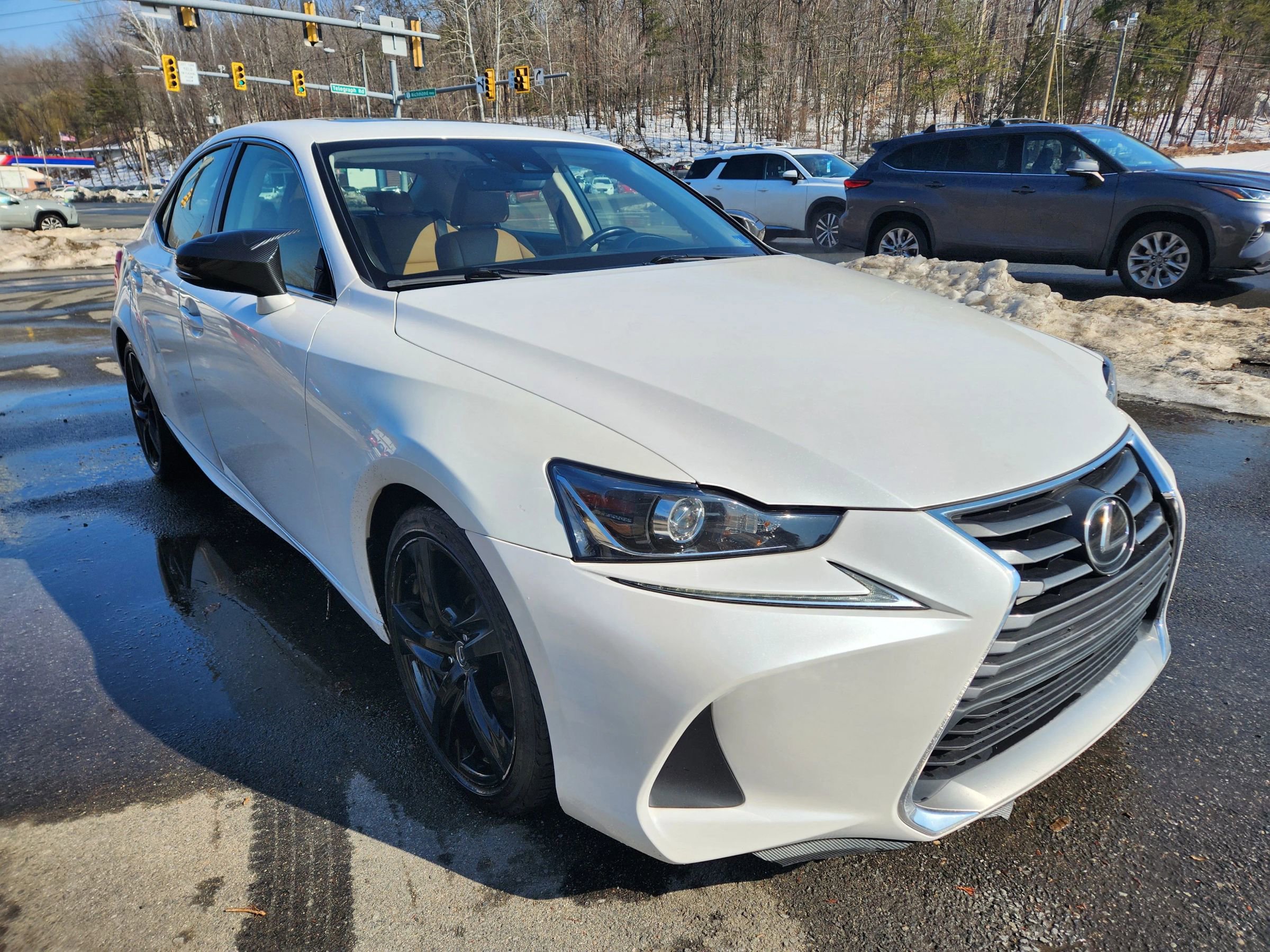 Used 2018 Lexus IS 300 AWD w/ Comfort Package image 3