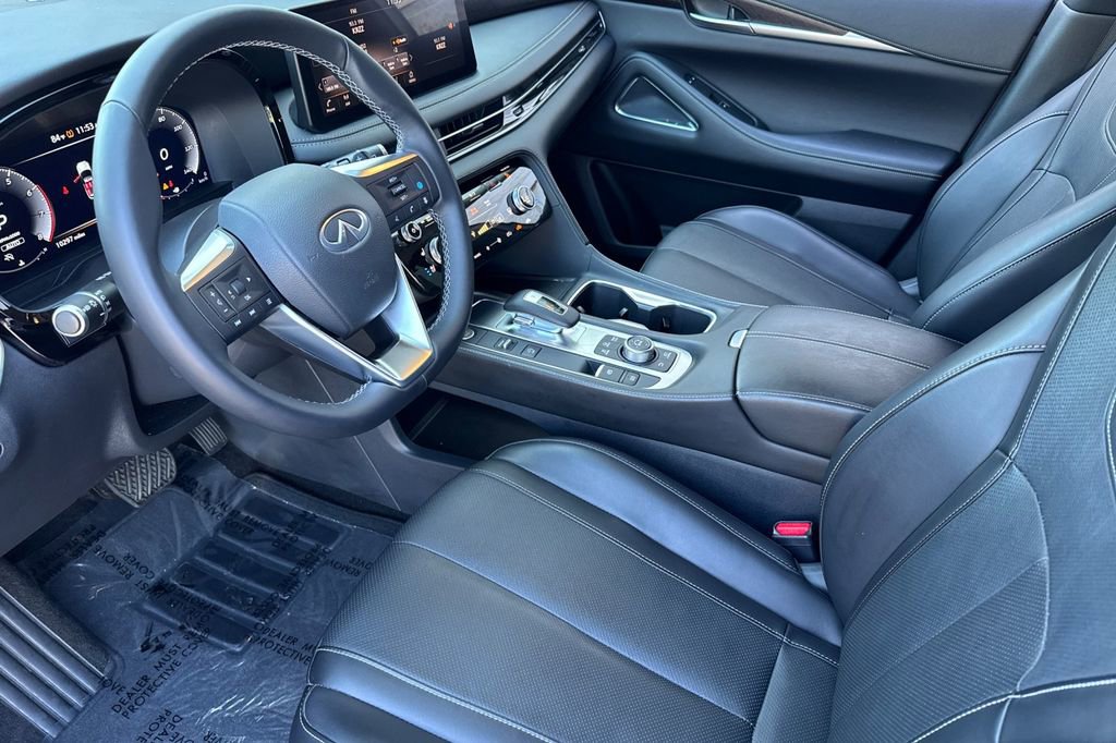 Certified 2025 INFINITI QX60 Sensory image 9