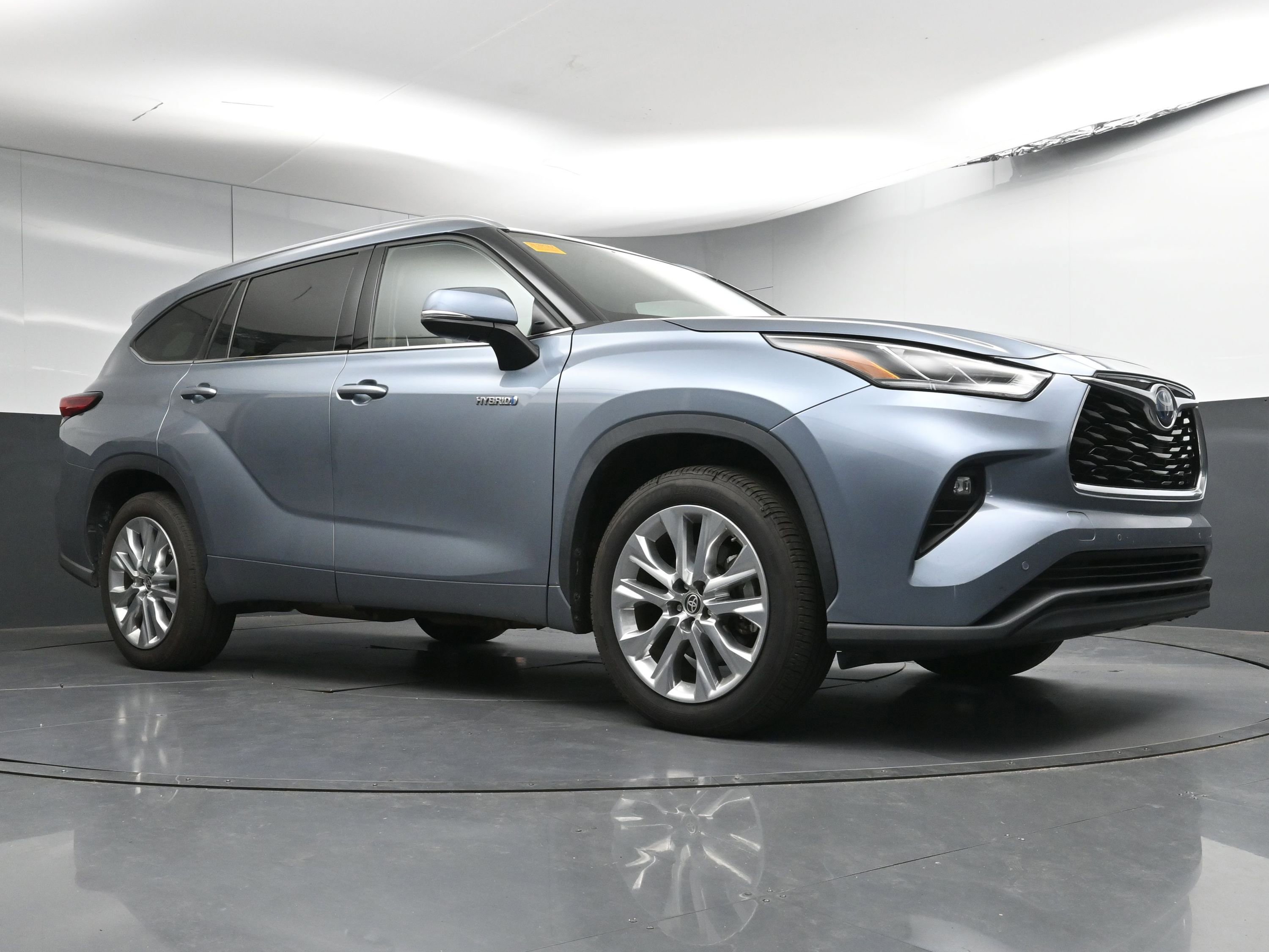 Used 2020 Toyota Highlander Limited image 27