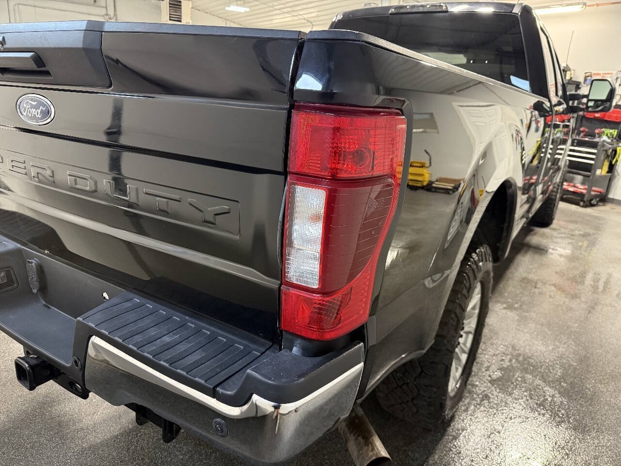 Used 2022 Ford F250 XLT w/ XLT Value Package AWD/4WD image 5