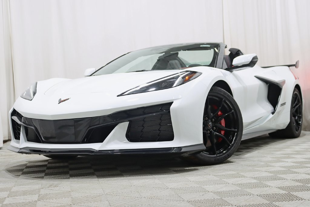 Used 2027 Chevrolet Corvette Grand Sport RWD image 7