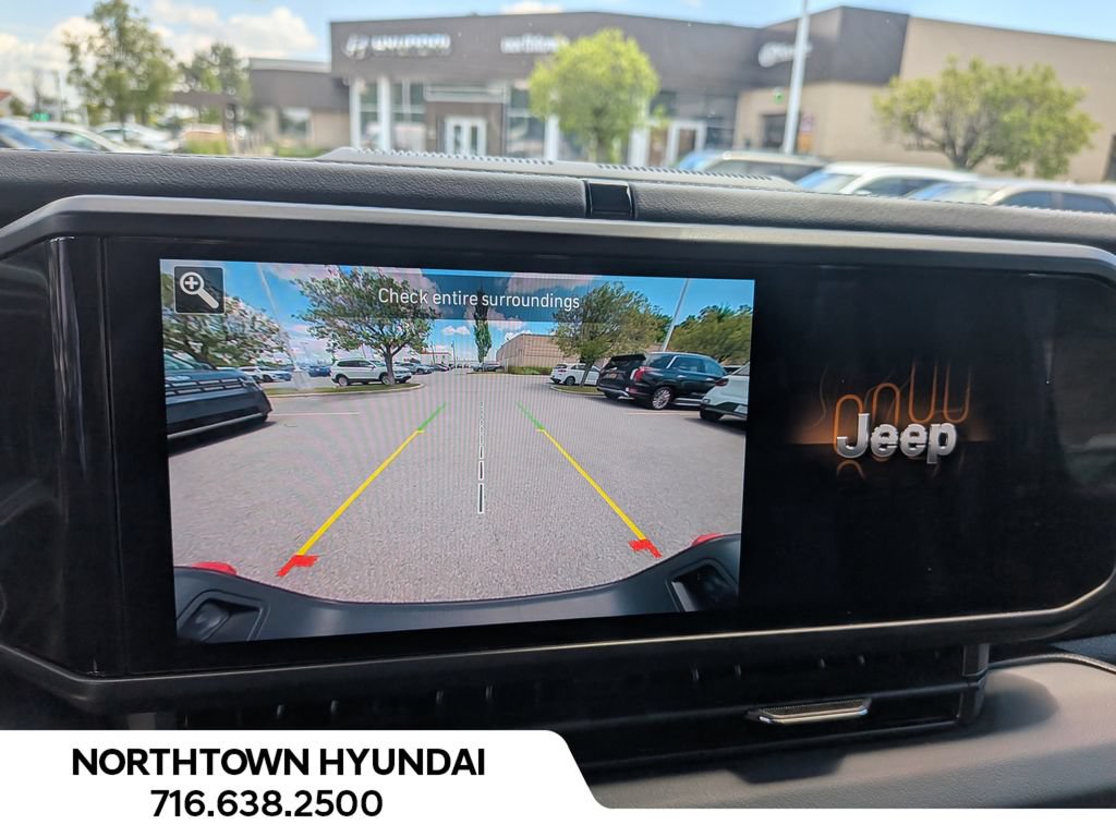 Used 2026 Jeep Gladiator Mojave AWD/4WD image 19