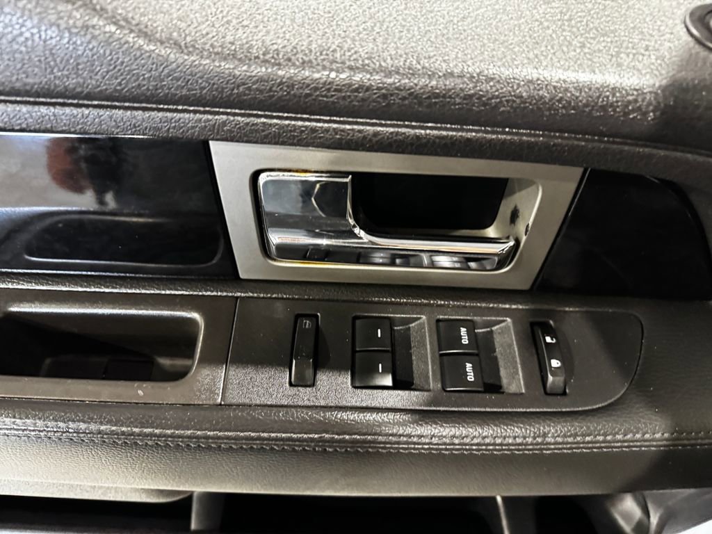 Used 2011 Ford F150 Platinum AWD/4WD image 18