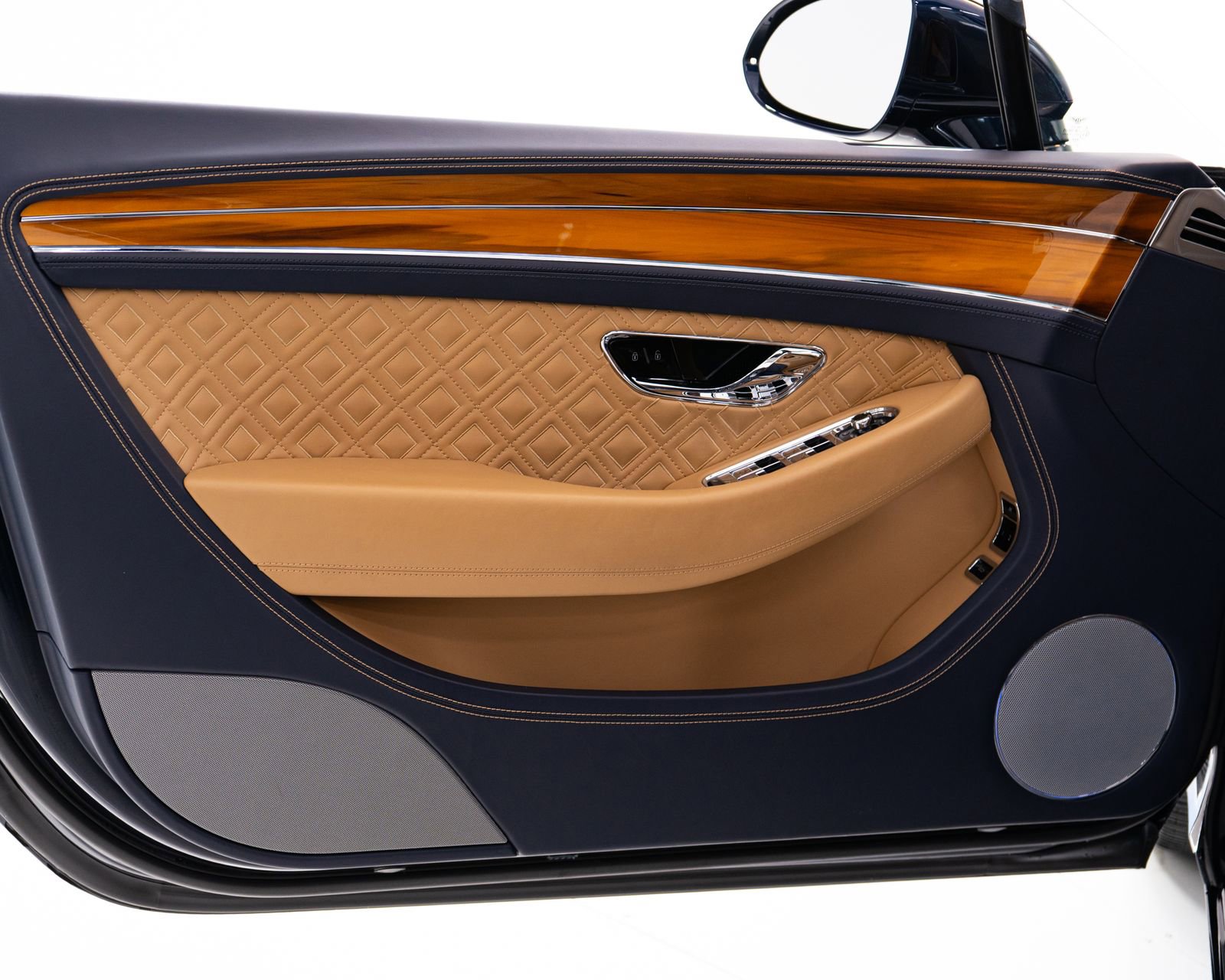 Used 2021 Bentley Continental GT AWD/4WD image 19