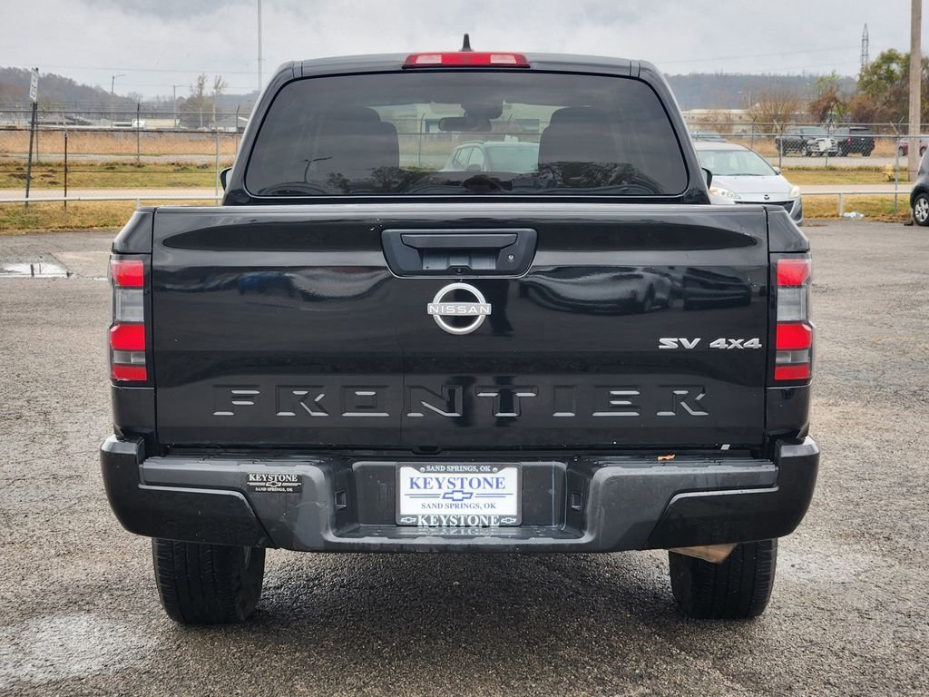 Used 2024 Nissan Frontier SV AWD/4WD image 6