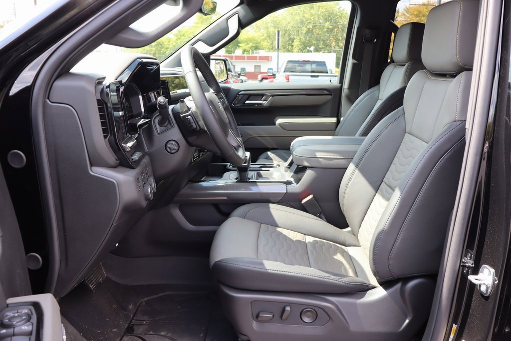 New 2025 Chevrolet Silverado 1500 ZR2 w/ Technology Package image 4