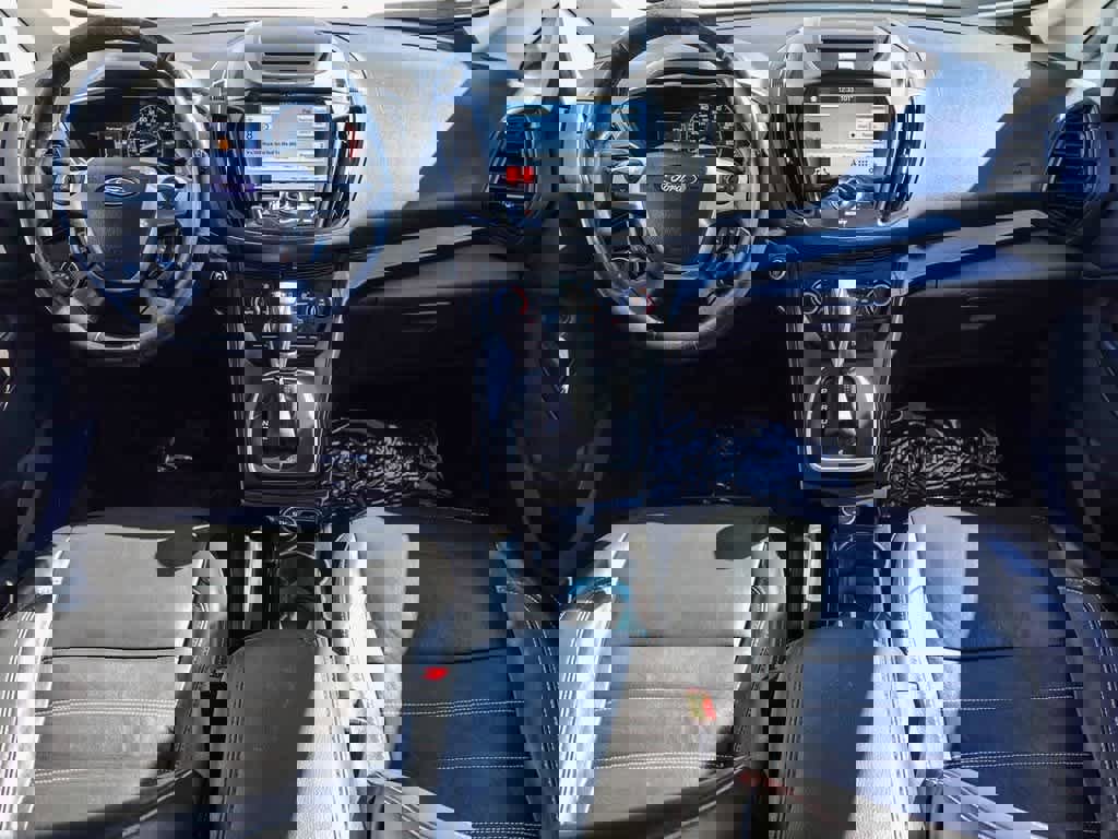 Used 2017 Ford C-MAX Energi Titanium image 11