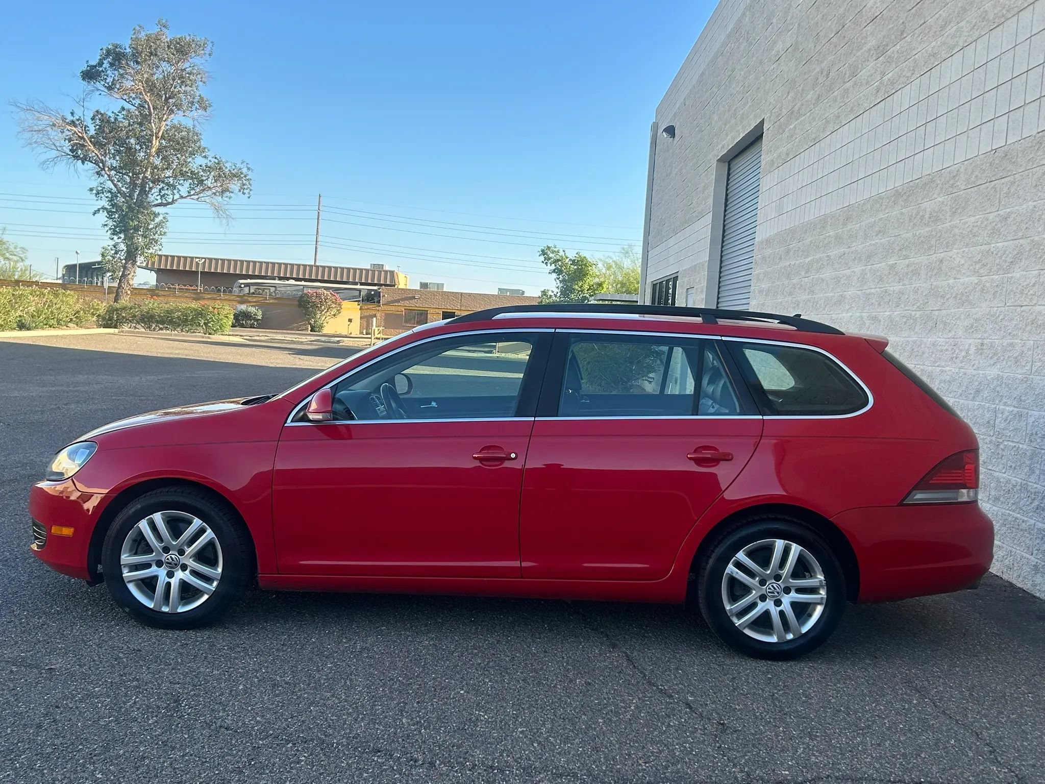 Used 2012 Volkswagen Jetta TDI FWD image 5