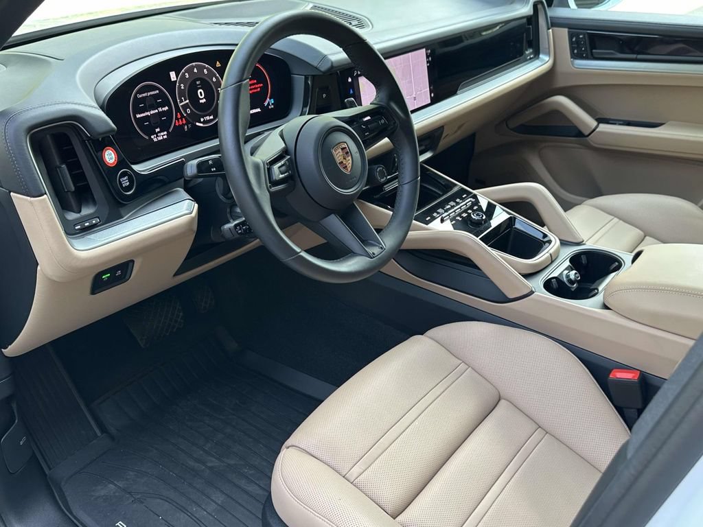 Certified 2026 Porsche Cayenne AWD/4WD image 11