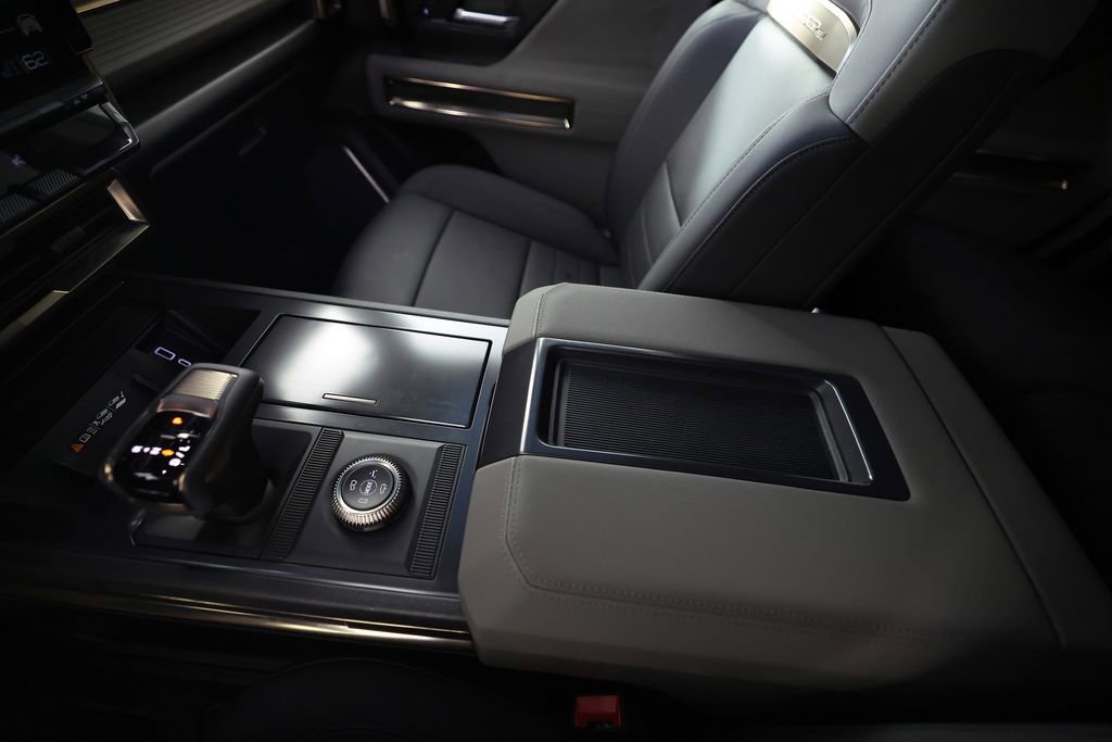 Used 2024 GMC Hummer EV 3X image 47