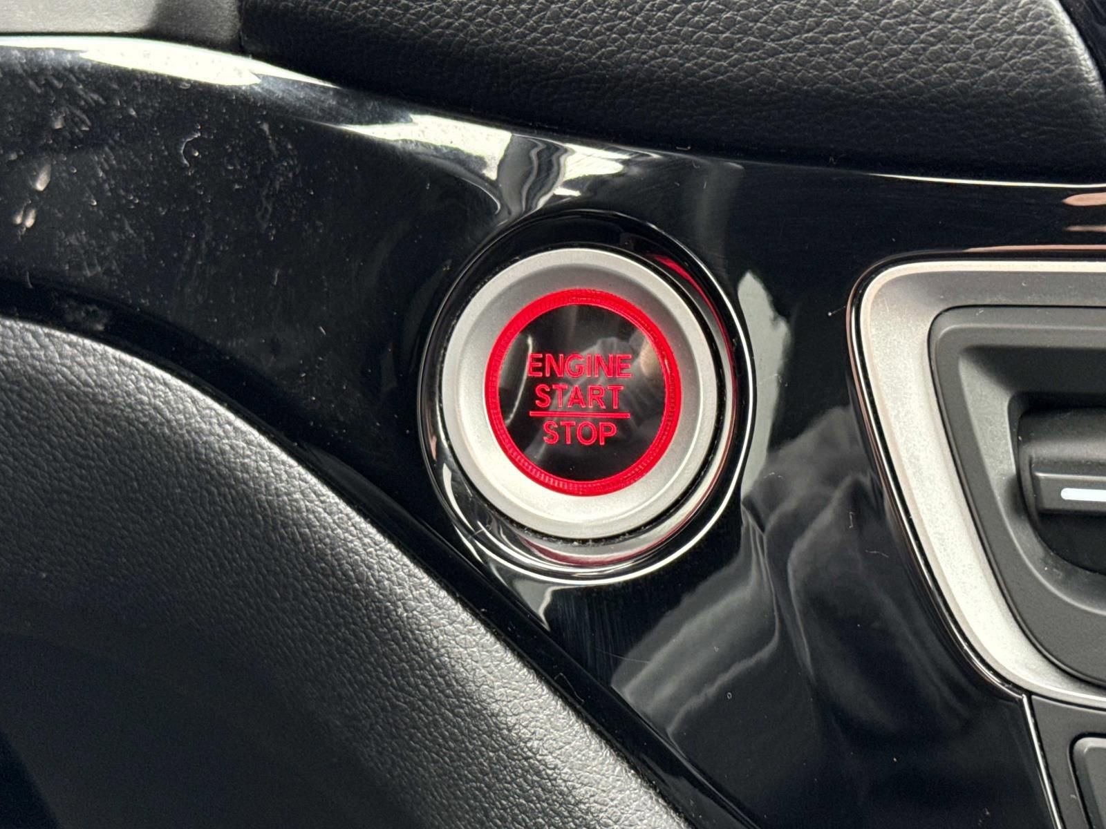 Used 2018 Honda Pilot Touring image 19