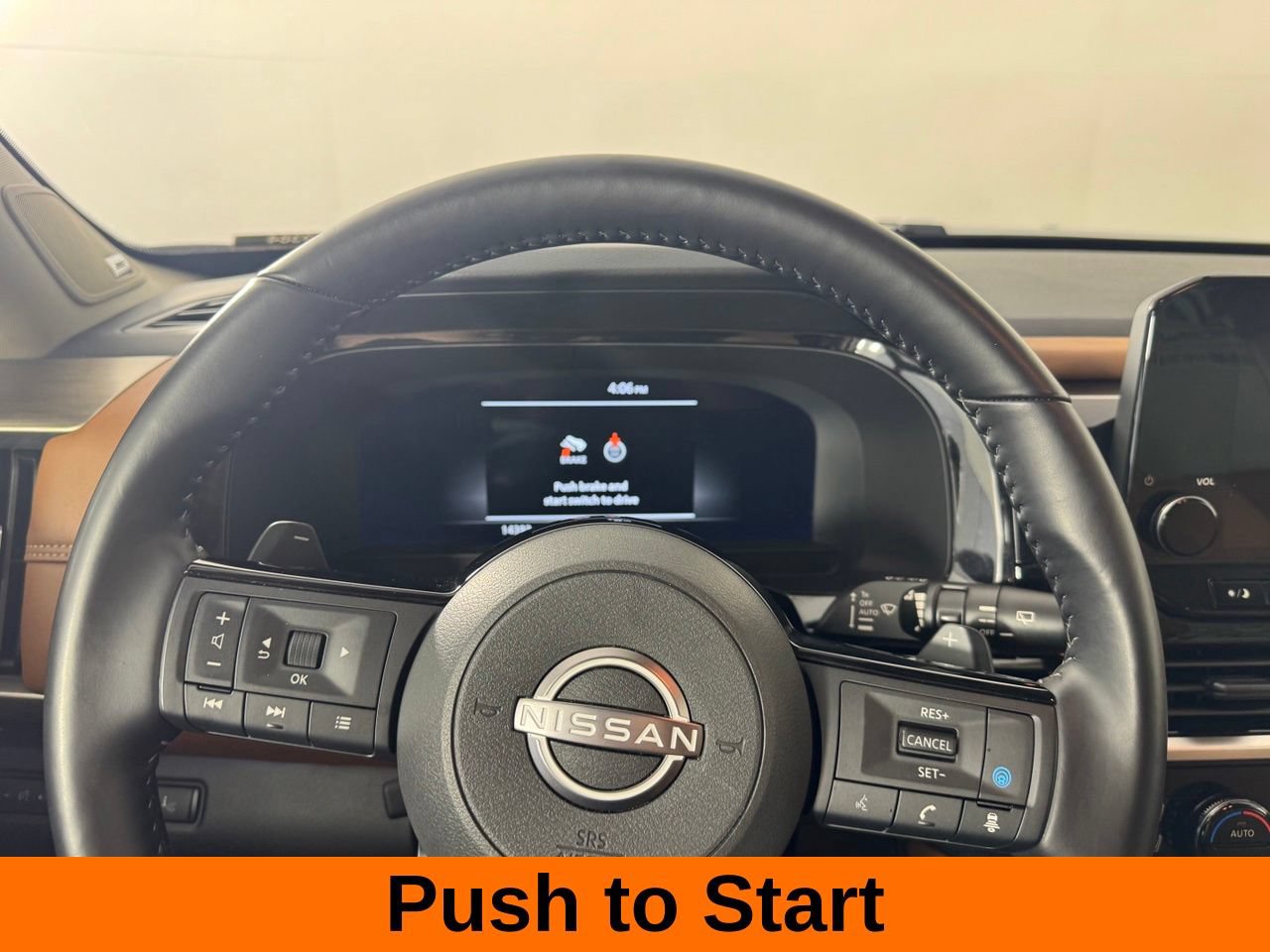 Used 2025 Nissan Pathfinder Platinum w/ Cargo Package FWD image 16