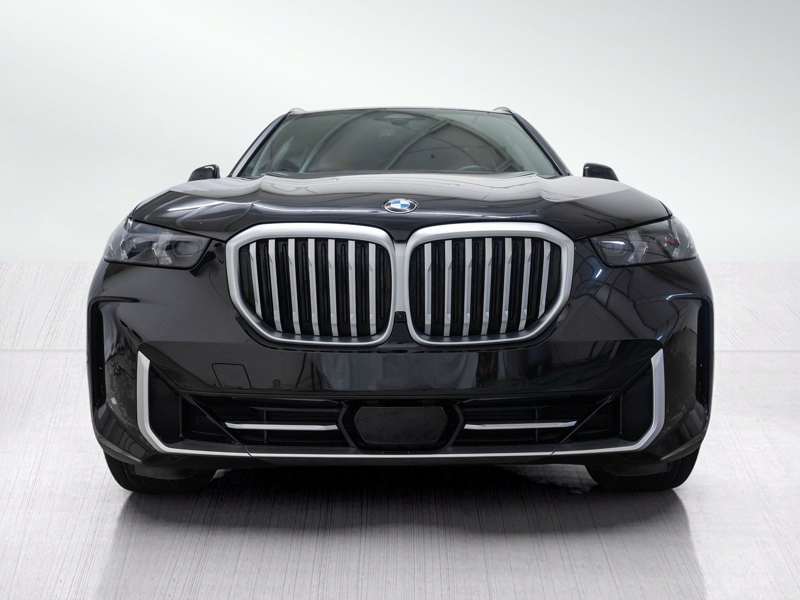 Used 2024 BMW X5 xDrive40i AWD/4WD image 2