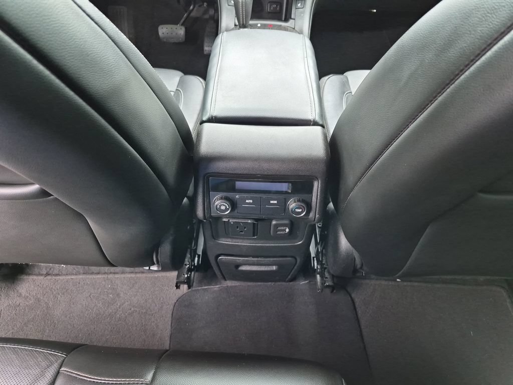 Used 2019 GMC Acadia SLT FWD image 30