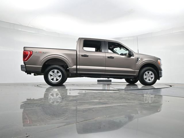 Certified 2022 Ford F150 XLT w/ Equipment Group 301A Mid image 30