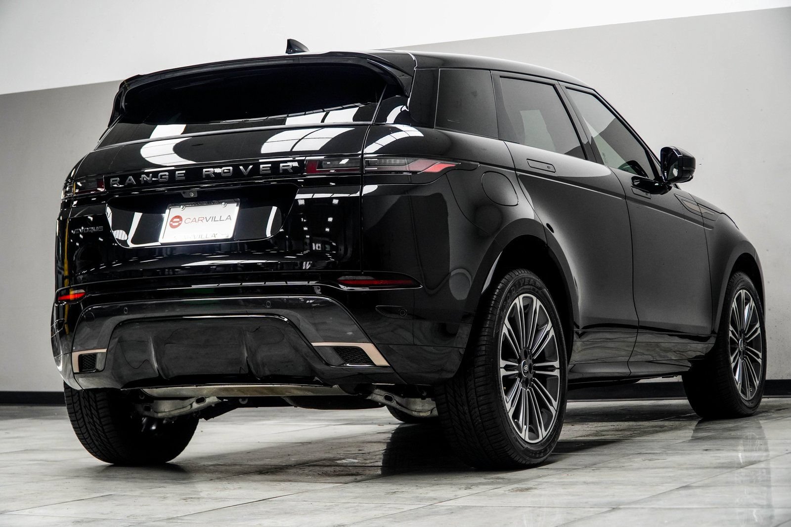 Used 2024 Land Rover Range Rover Evoque Dynamic SE AWD/4WD image 14
