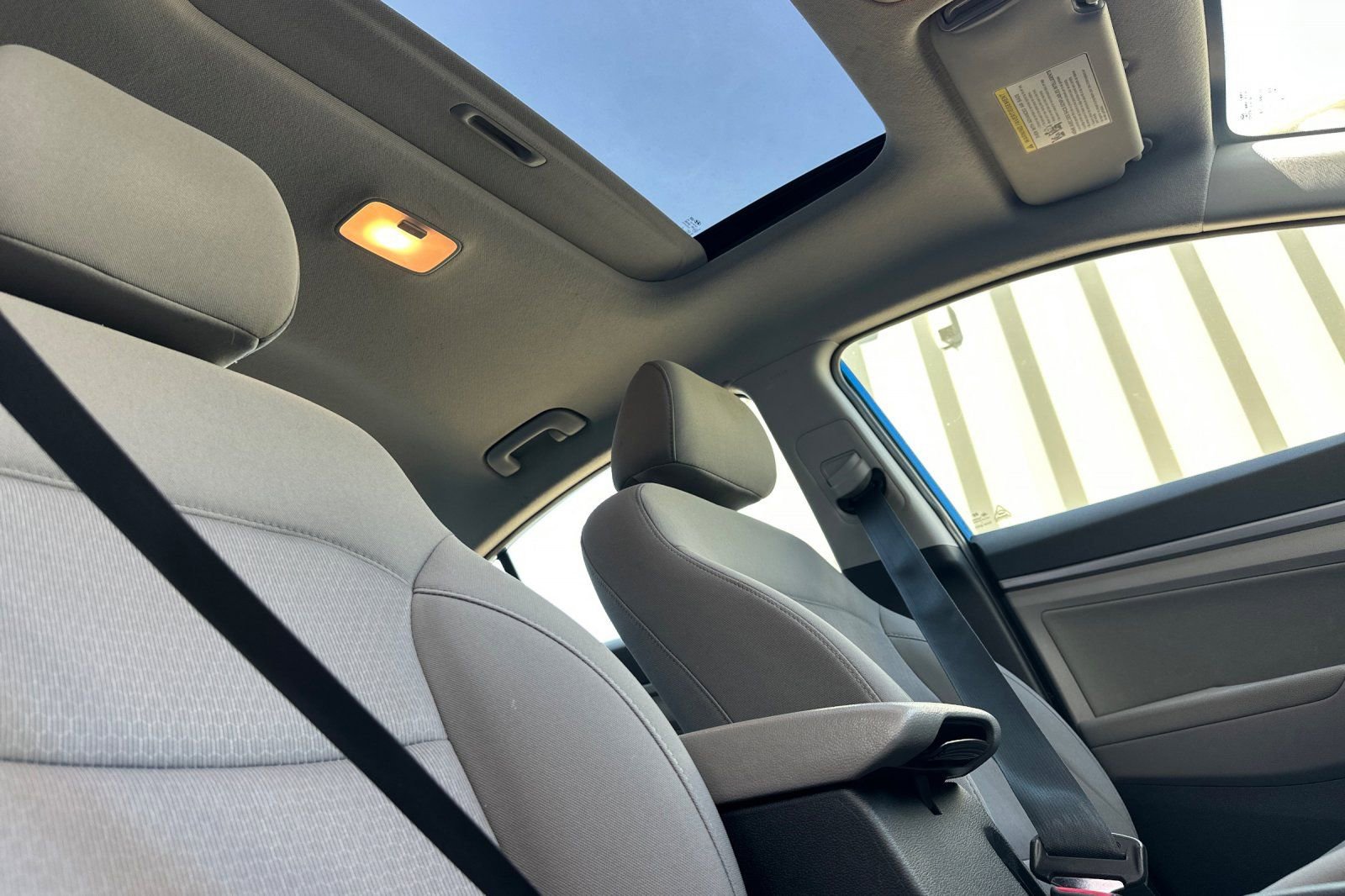 Used 2018 Hyundai Elantra Value Edition FWD image 13