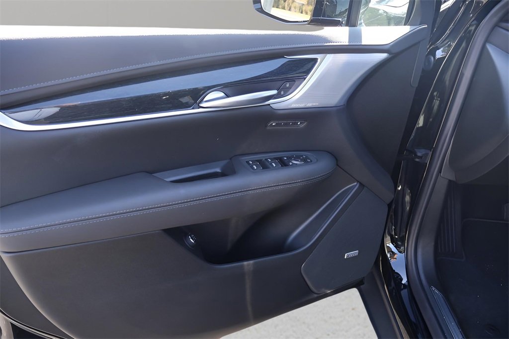 New 2026 Cadillac XT5 Premium Luxury image 10